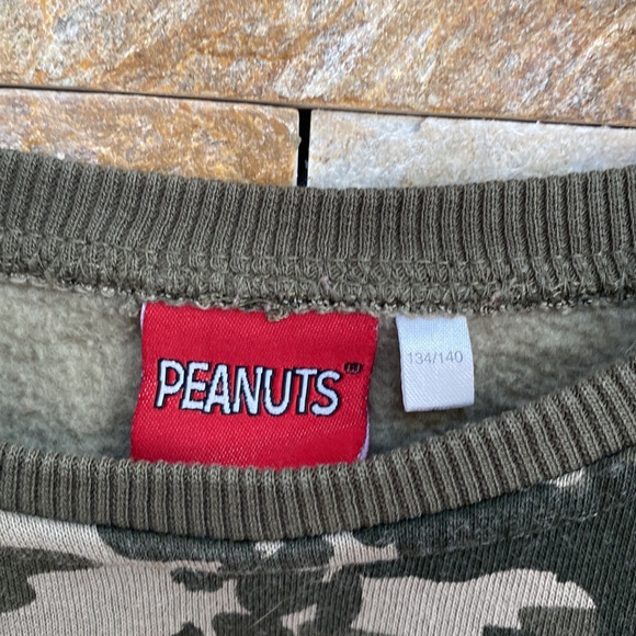 Snoopy & Woodstock Camouflage Sweatshirt - Picture 6 of 7